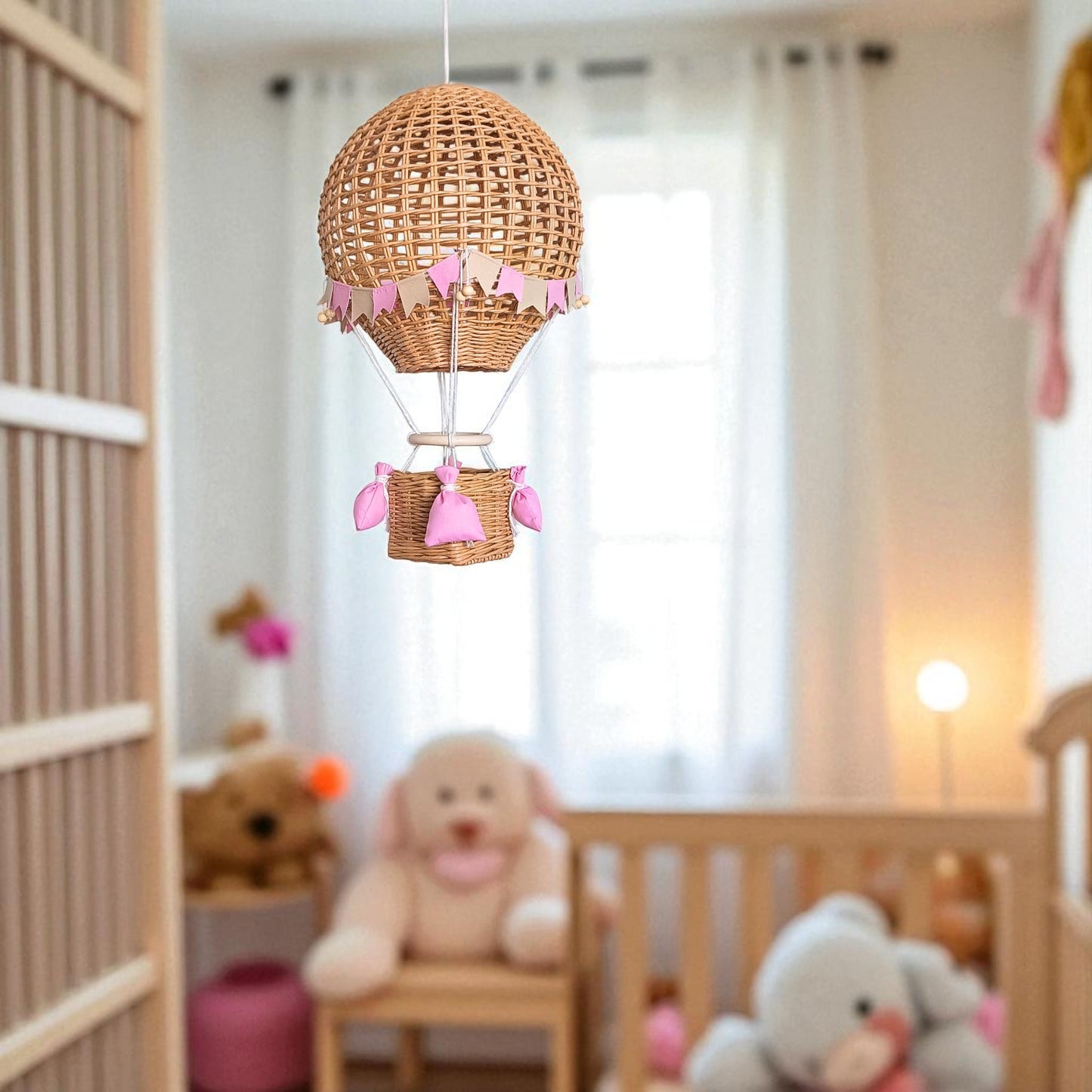 Lampa sufitowa do pokoju dziewczynki Balon