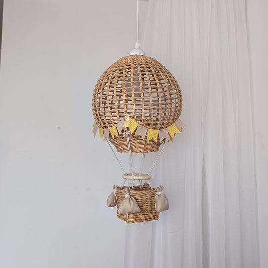 Lampa sufitowa, abażur do pokoju dziecka