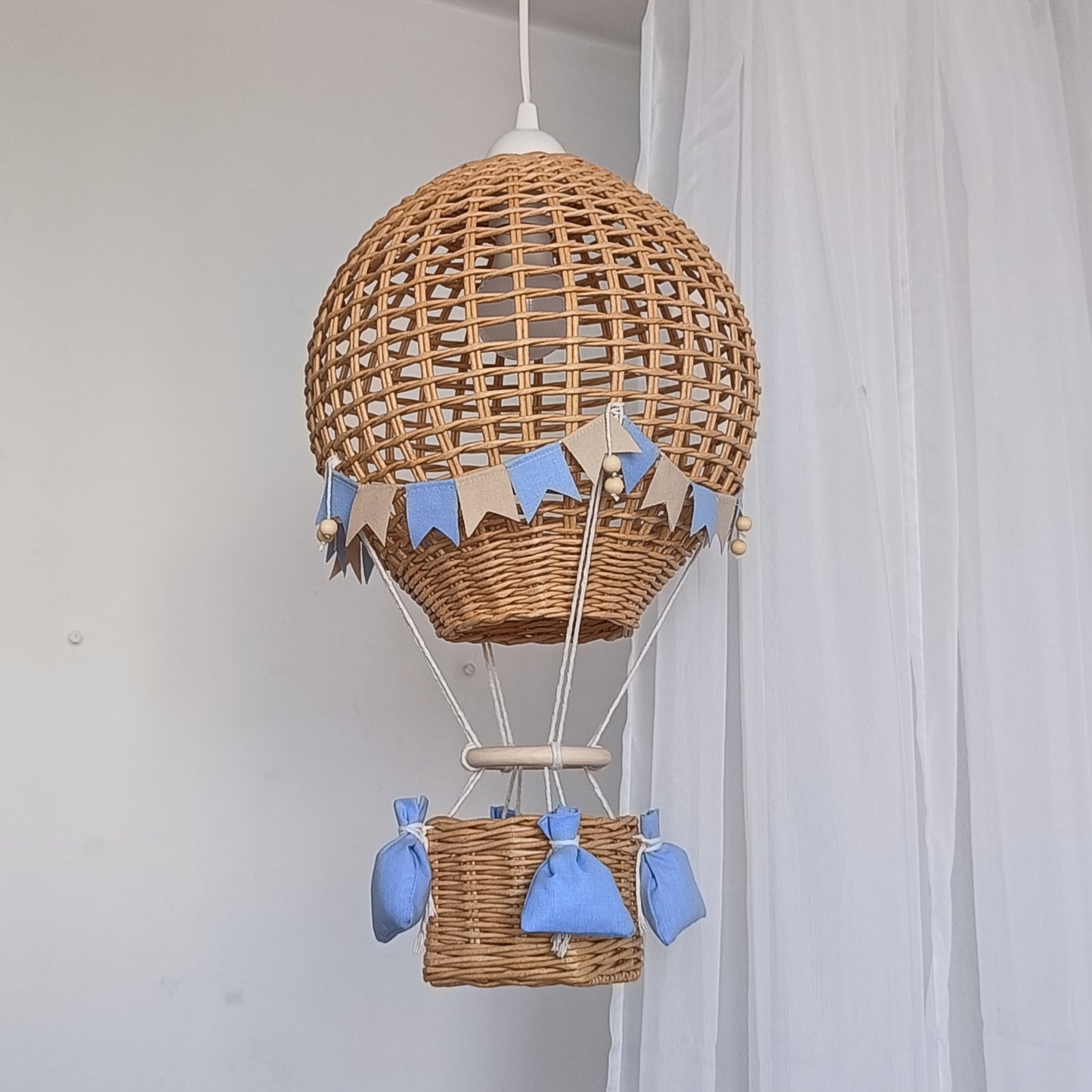 lampa do pokoju chłopca Balon